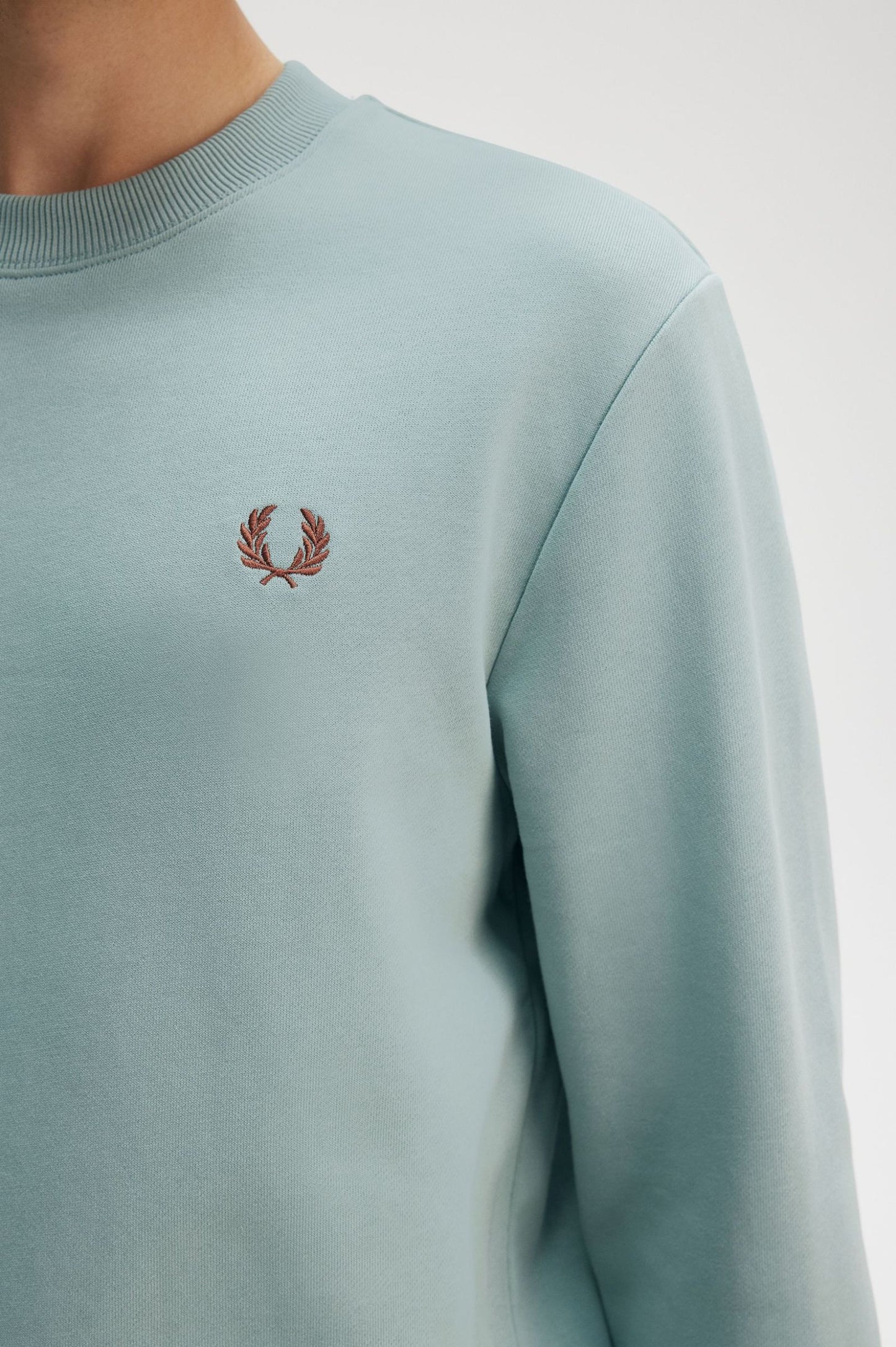Fred Perry Crew Neck Sweatshirt (Silver Blue)